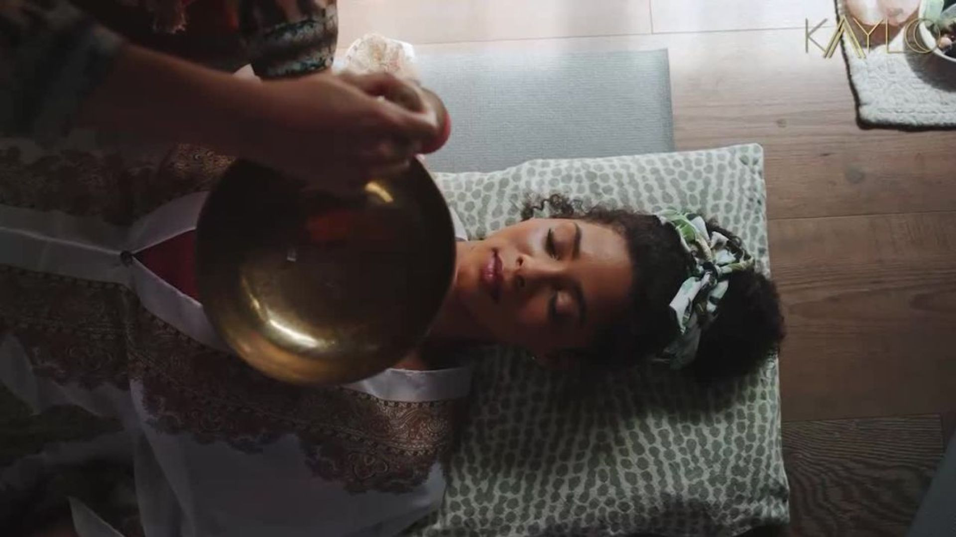 Voice Bath and Raising Vibration with Simone Niles
